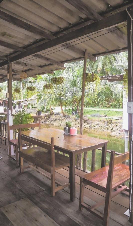Lungkluay Homestay Ko Kut Kültér fotó
